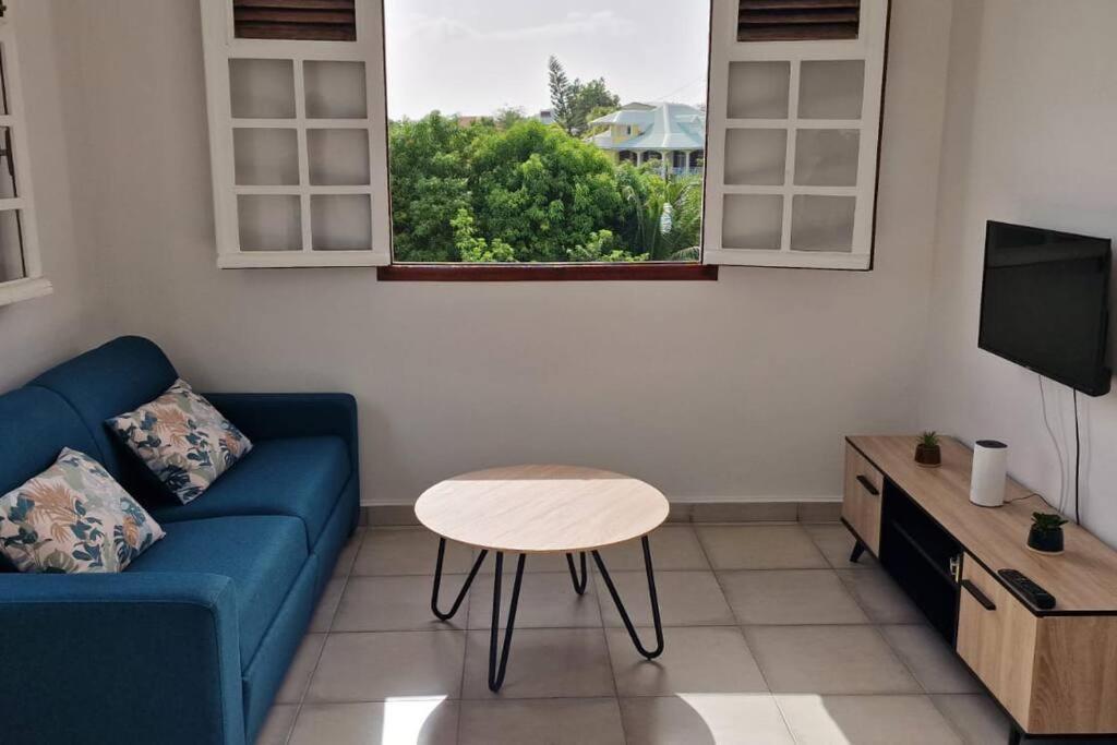 Joli T2 En Bas De Villa Vue Jardin Et Mer Vieux-Habitants Esterno foto